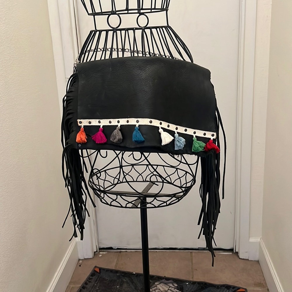 Leather fringe purse - Picture 1 of 9